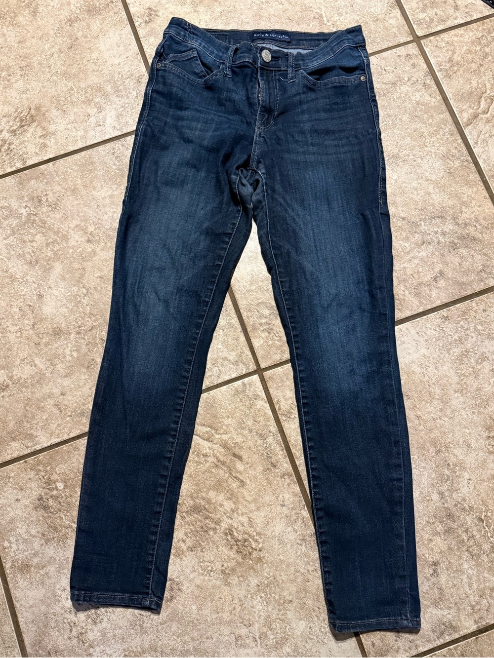 Rock & Republic Dark Blue Skinny Jeans